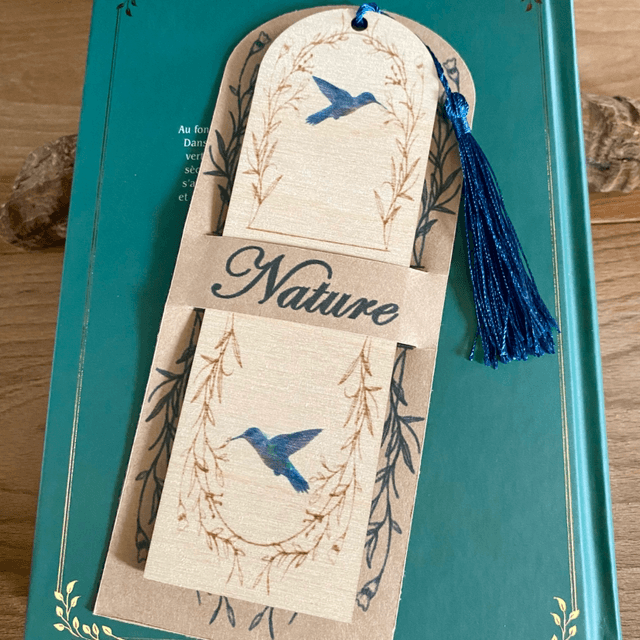 Marque page en bois avec prénom personnalisé motif Colibri 