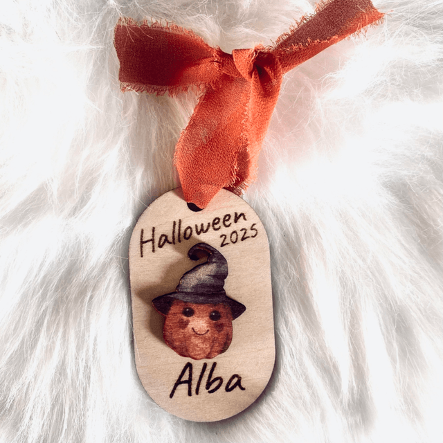 Suspension bois personnalisée Mon premier Halloween – ovale avec ruban mousseline orange et personnages au choix