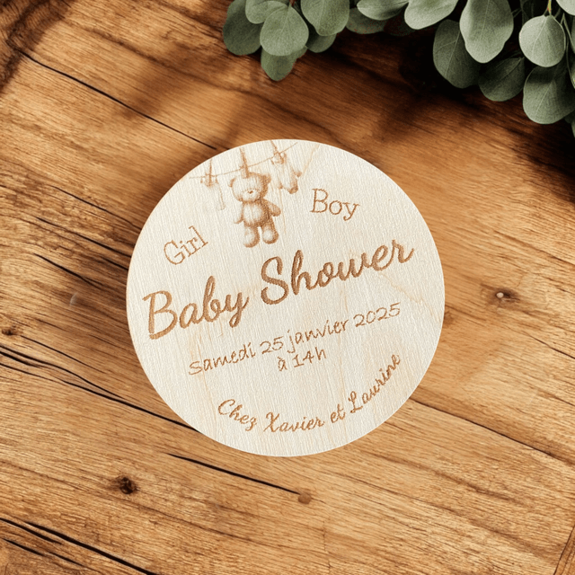 Faire-part en bois pour annoncer une naissance, un baptême