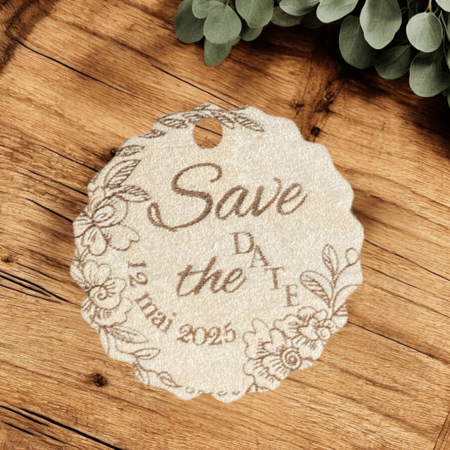 Etiquettes en bois pour mariage, baptême, communion, naissance...