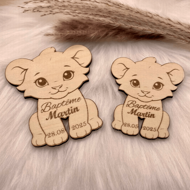 Baptême thème Lion - Cadeaux invités magnet, marque-place, 