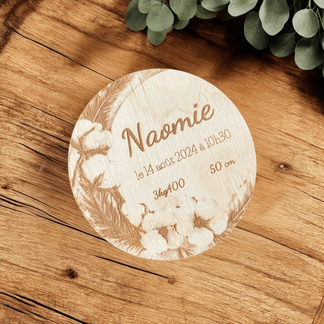 Faire-part en bois pour annoncer une naissance, un baptême
