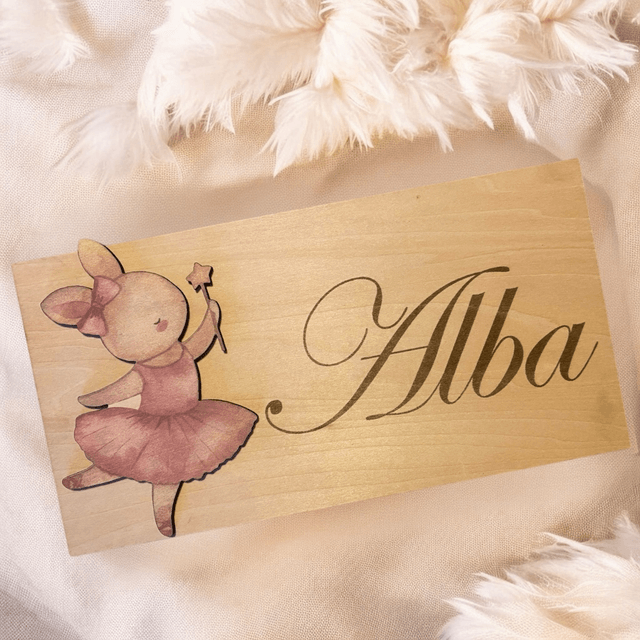 Décoration murale chambre bébé - Plaque de porte en bois personnalisée 3 modèles au choix Licorne - Danseuse - Ourson
