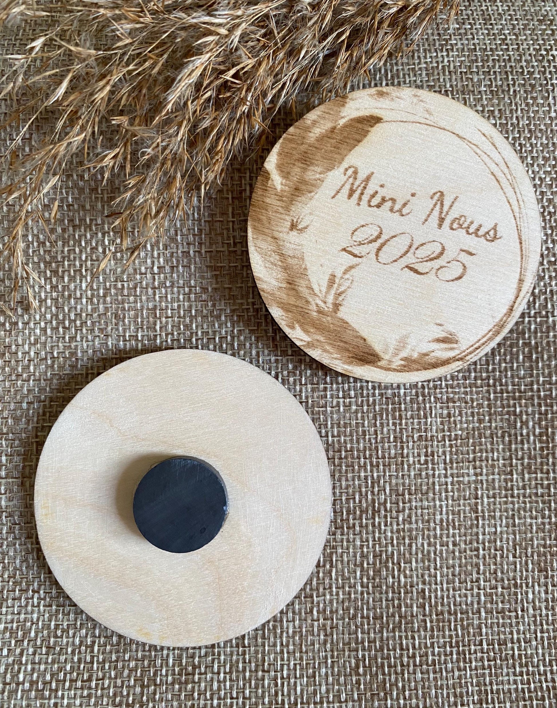 Détail magnet annonce naissance bois Mini Nous