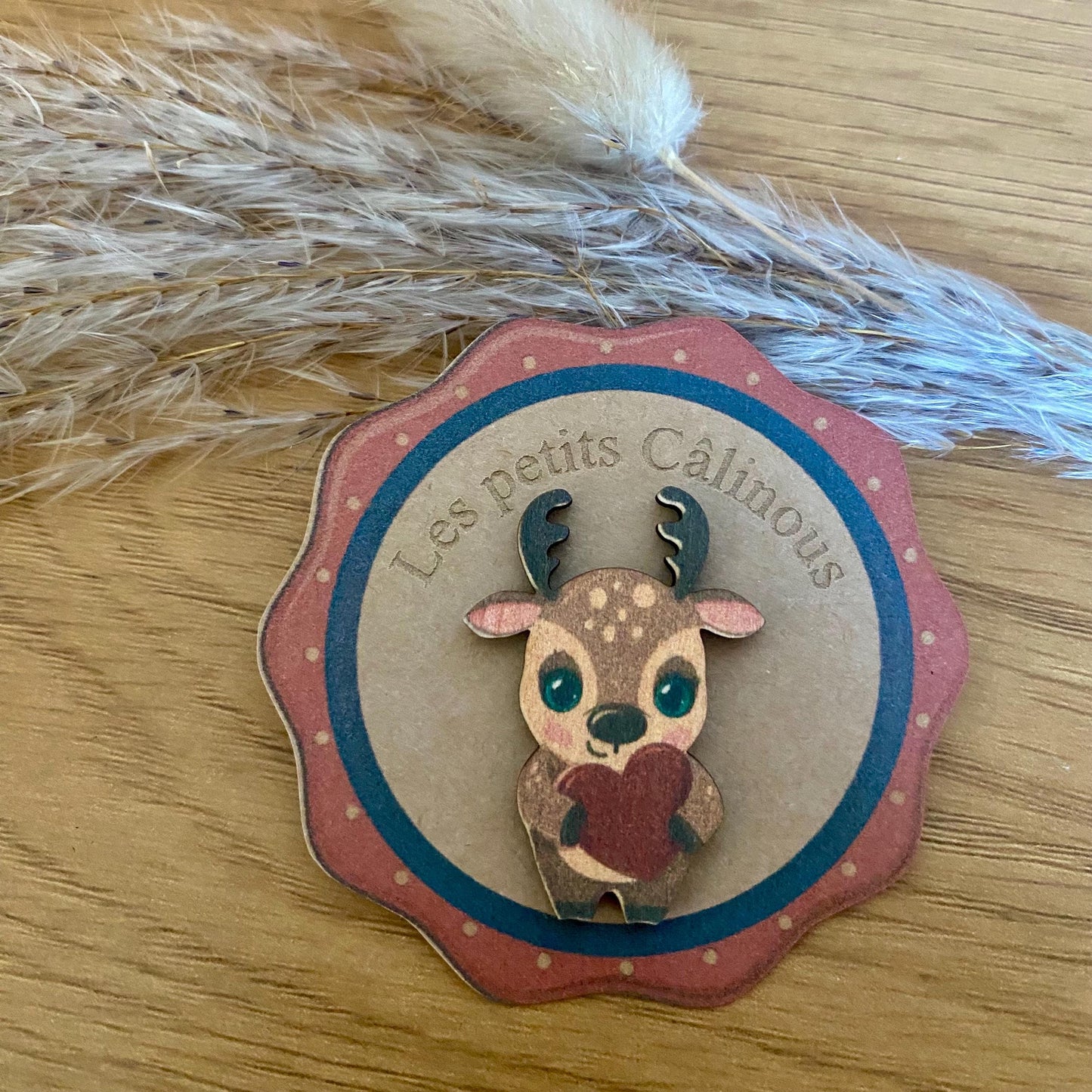 Câlin de Poche Enfant en Bois – Animaux à Collectionner (Pingouin, Chien, Lion, Hérisson)
