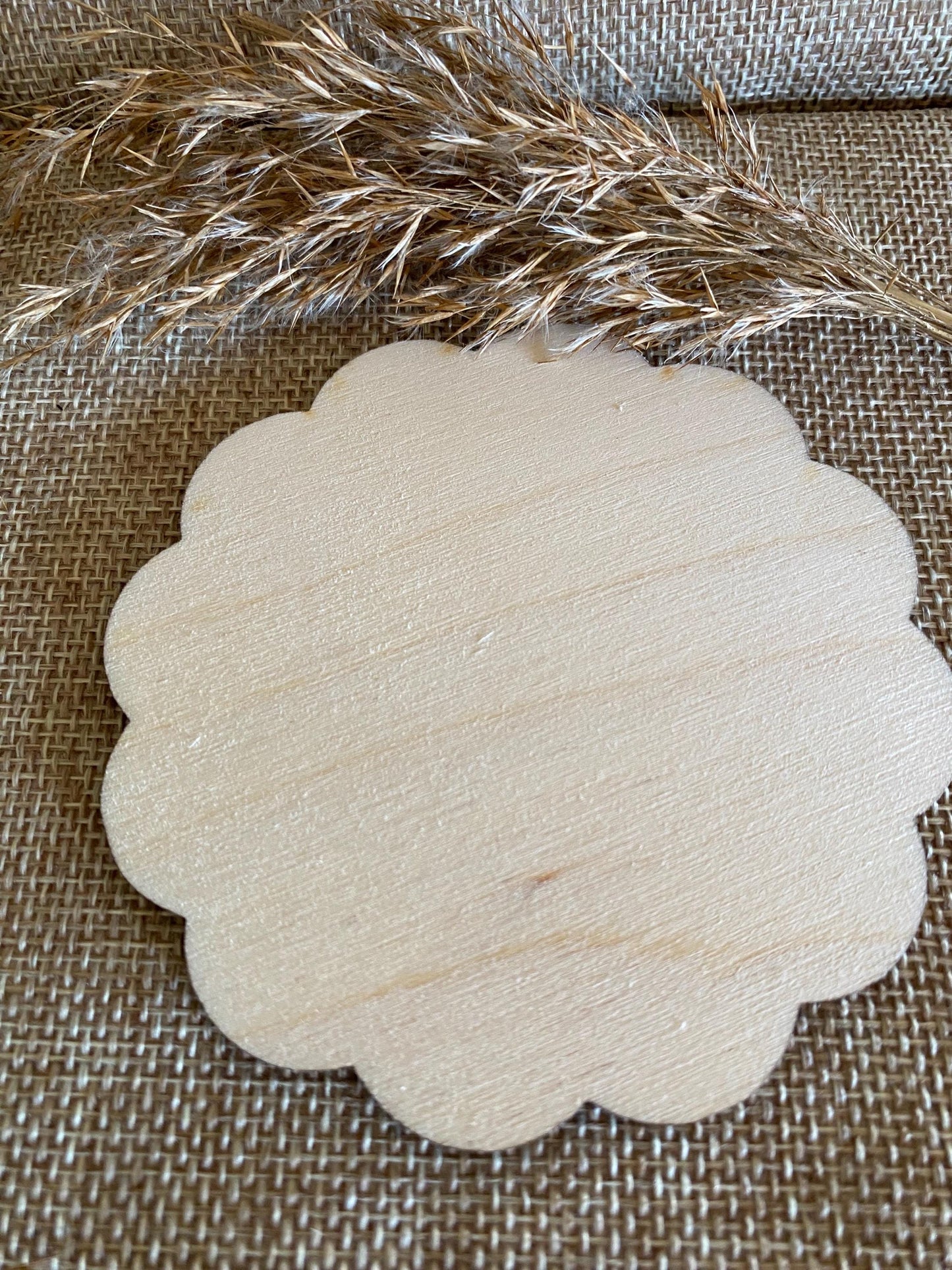 Carte de Bienvenue Bébé en Bois Personnalisée – Souvenir de Naissance