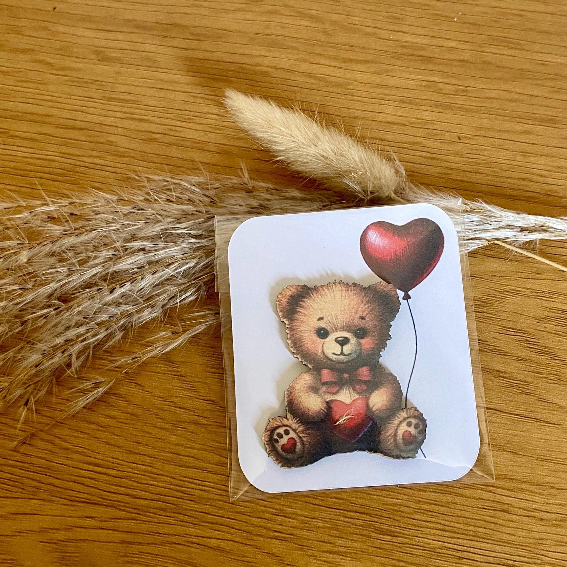 Petit nounours en bois cadeau tendre avec carte