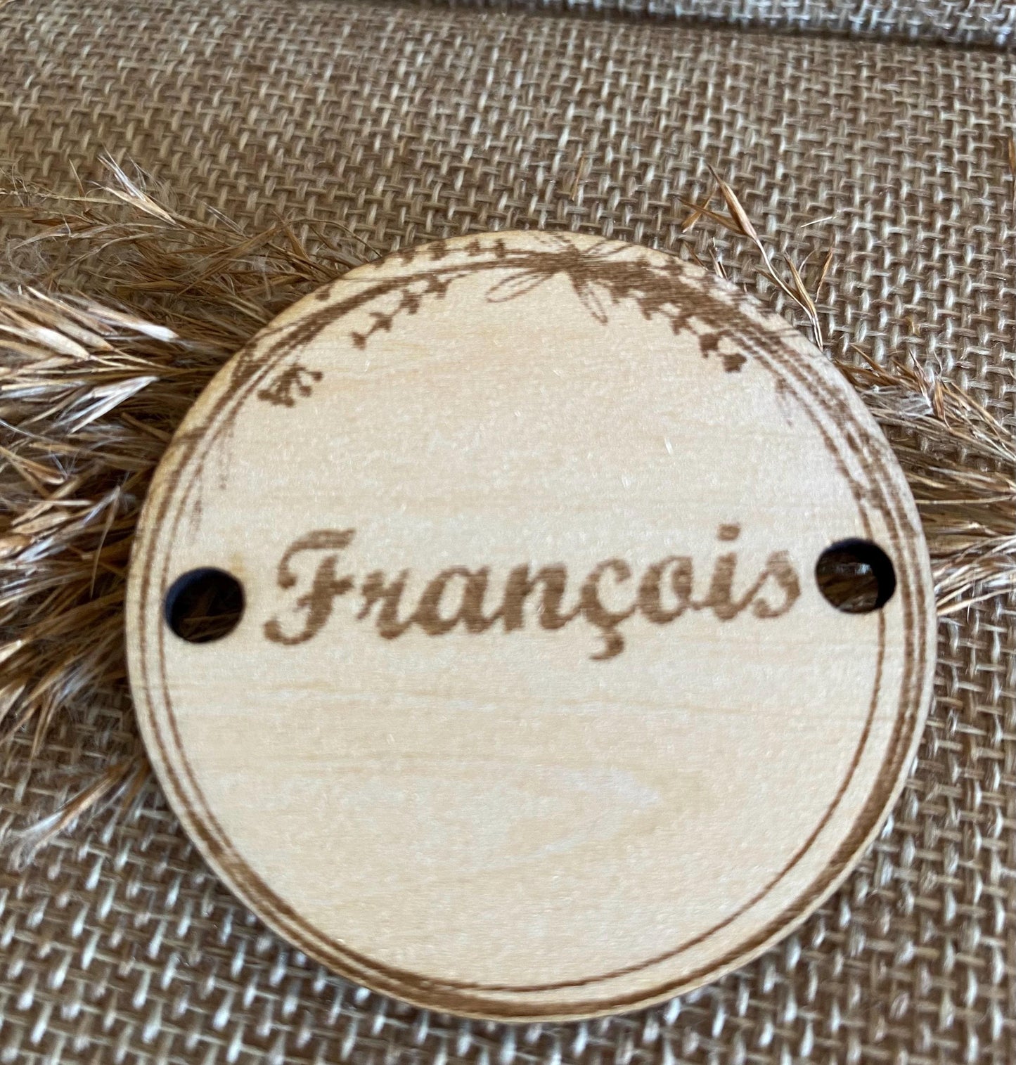Marque-places & Ronds de Serviette en Bois – L'élégance naturelle à votre table
