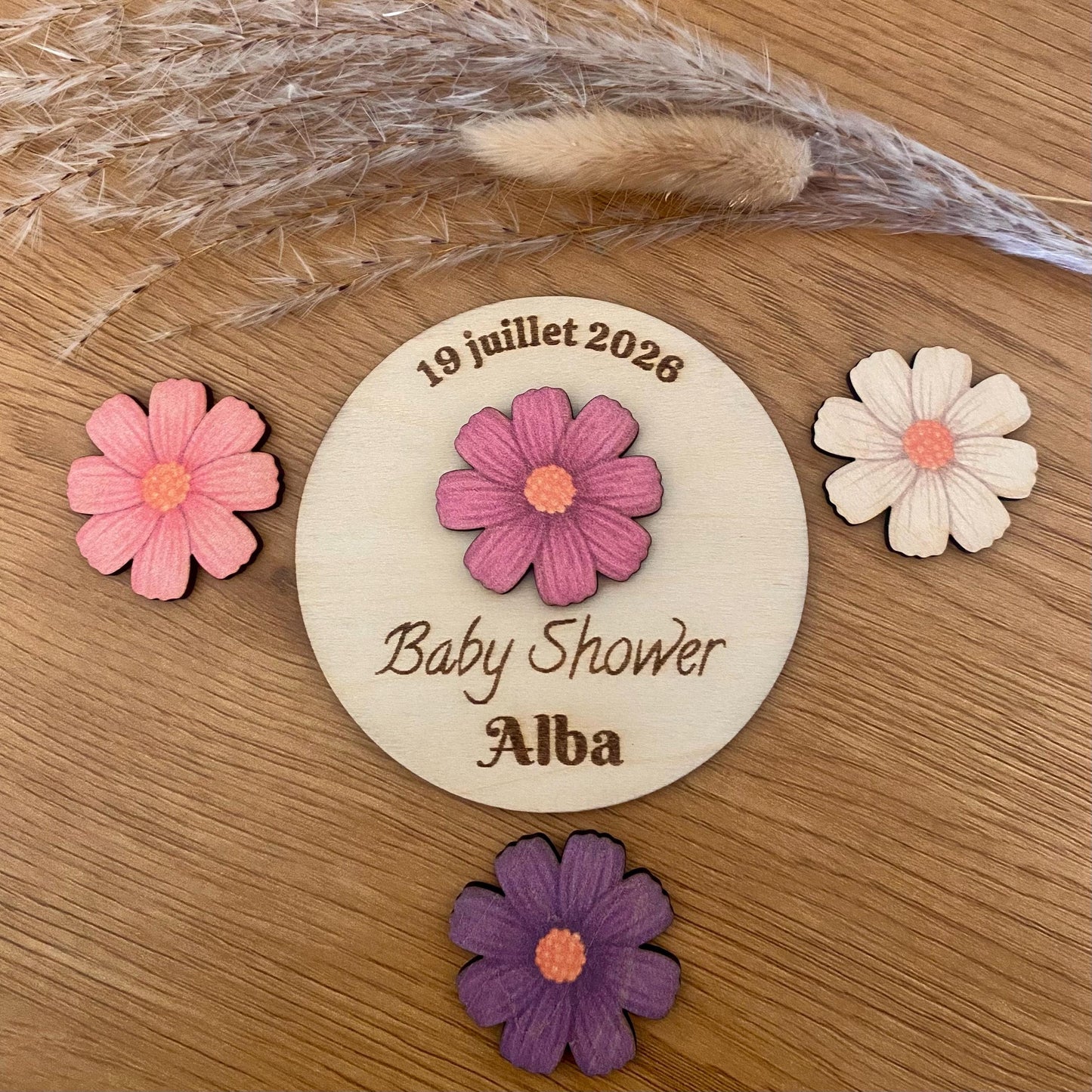Marque-Place ou magnet Fleur Personnalisé – Souvenir Baptême & Baby Shower