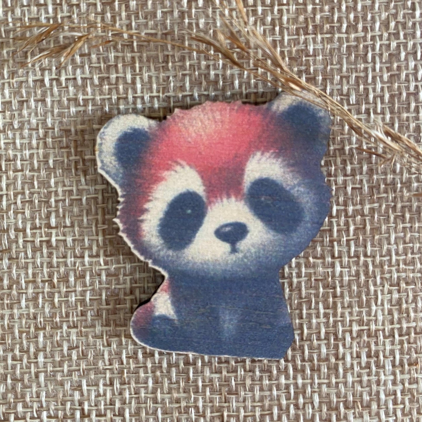 Porte-Bonheur Panda Roux en Bois – Cadeau Amour et Couple