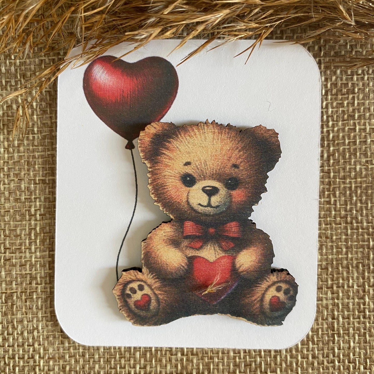 Câlin de poche bois naturel motif ours avec cœur