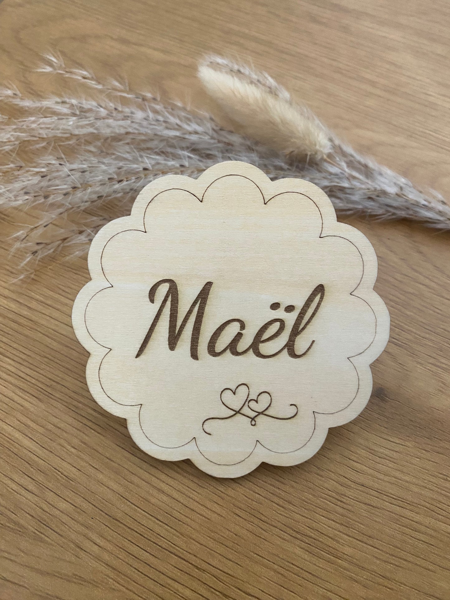 Carte de Bienvenue Bébé en Bois Personnalisée – Souvenir de Naissance