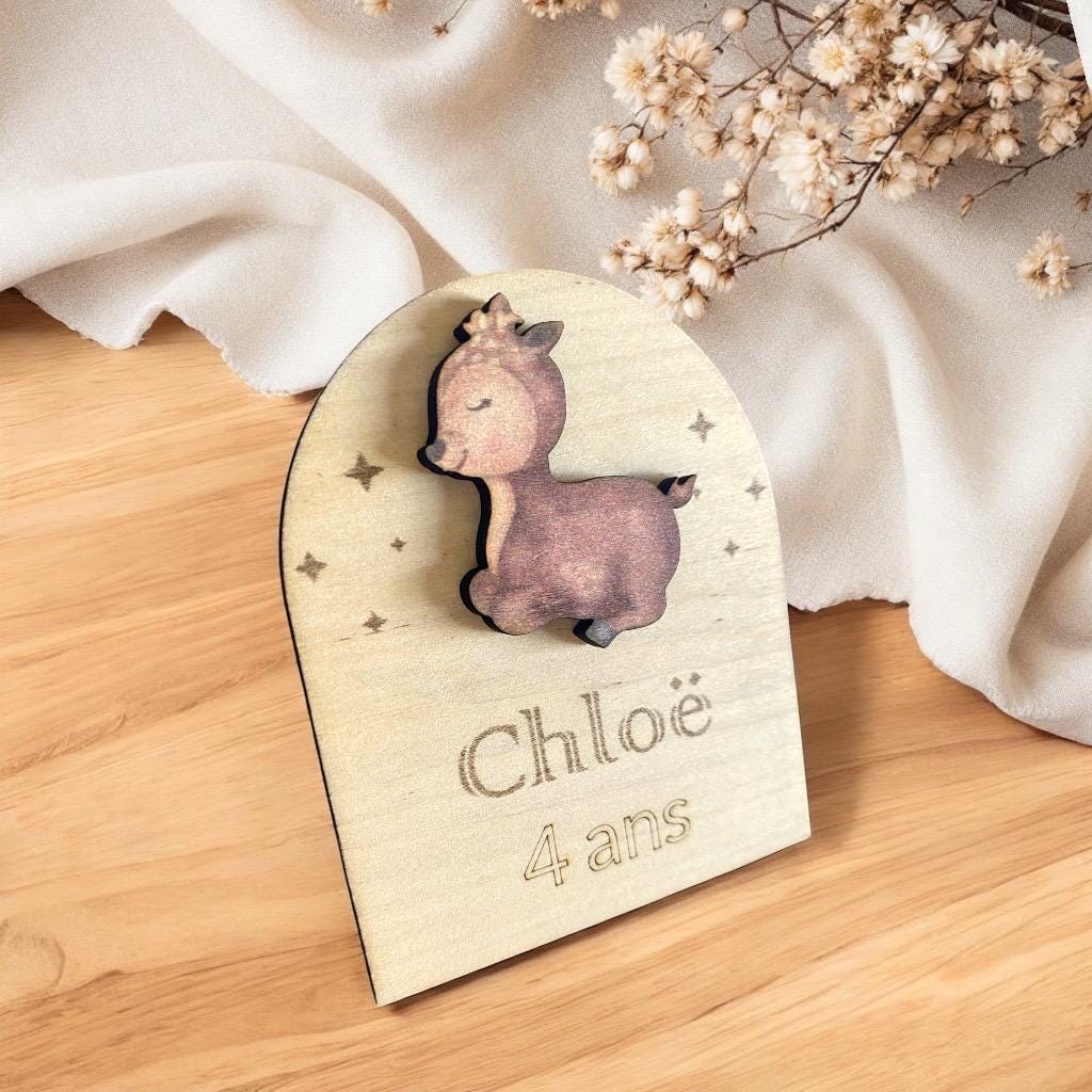 Magnet en bois personnalisé forme arche motif animal pour anniversaire