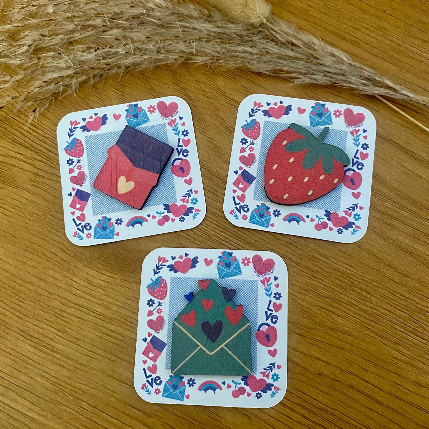 Câlin de Poche en Bois – 3 Modèles à Collectionner