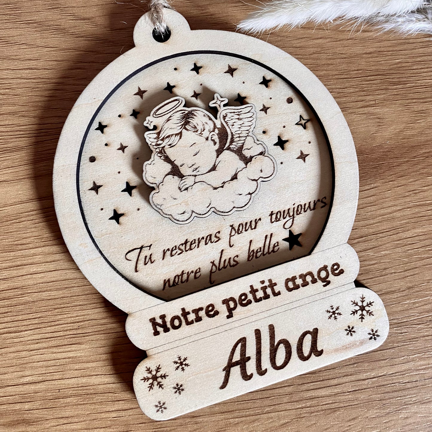 Boule commémorative en bois Petit Ange personnalisée