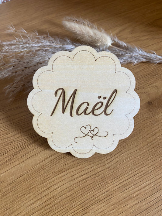 Carte de Bienvenue Bébé en Bois Personnalisée – Souvenir de Naissance