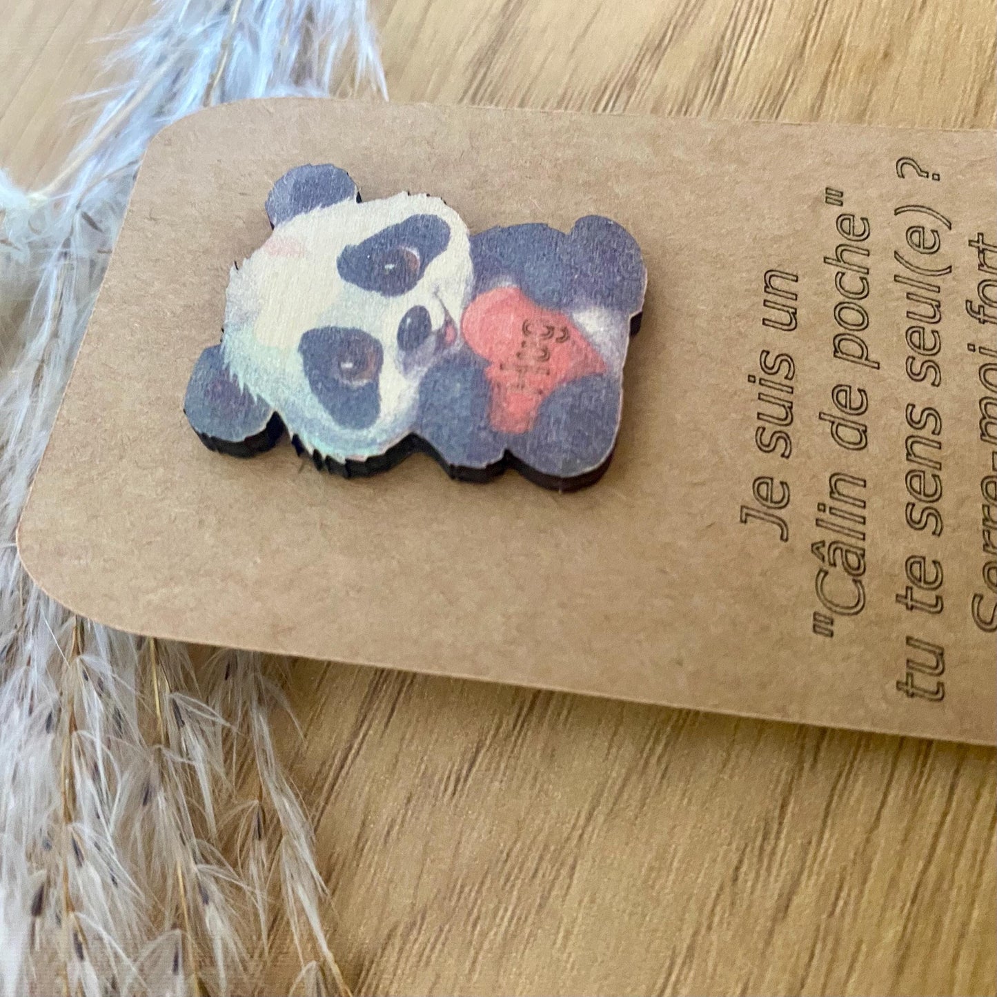 Câlin de Poche "Panda" – Votre Compagnon de Douceur en Bois