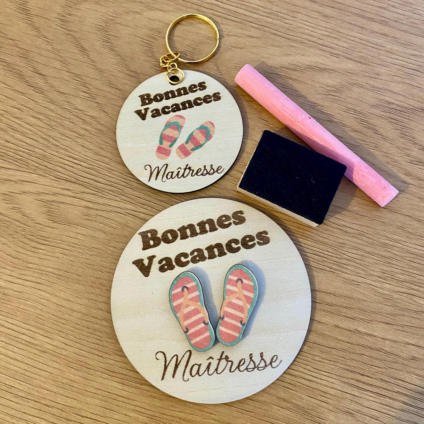porte clé et magnet maitresse tongs