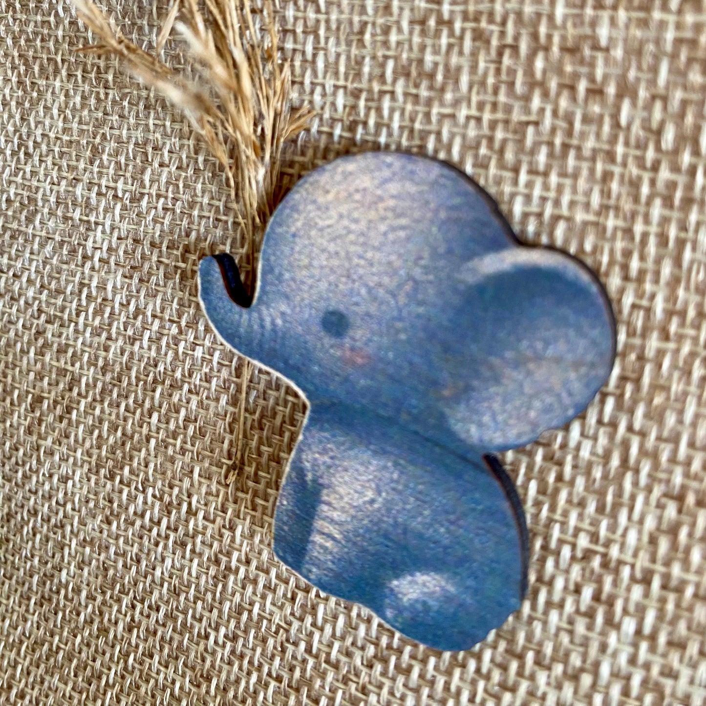 Câlin de Poche en Bois – Petit Éléphant Porte-Bonheur pour Enfant