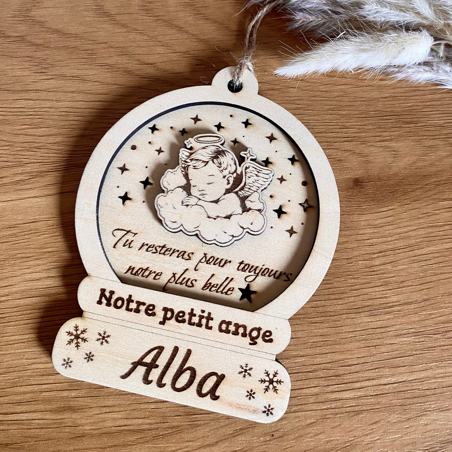 Boule commémorative en bois Petit Ange personnalisée