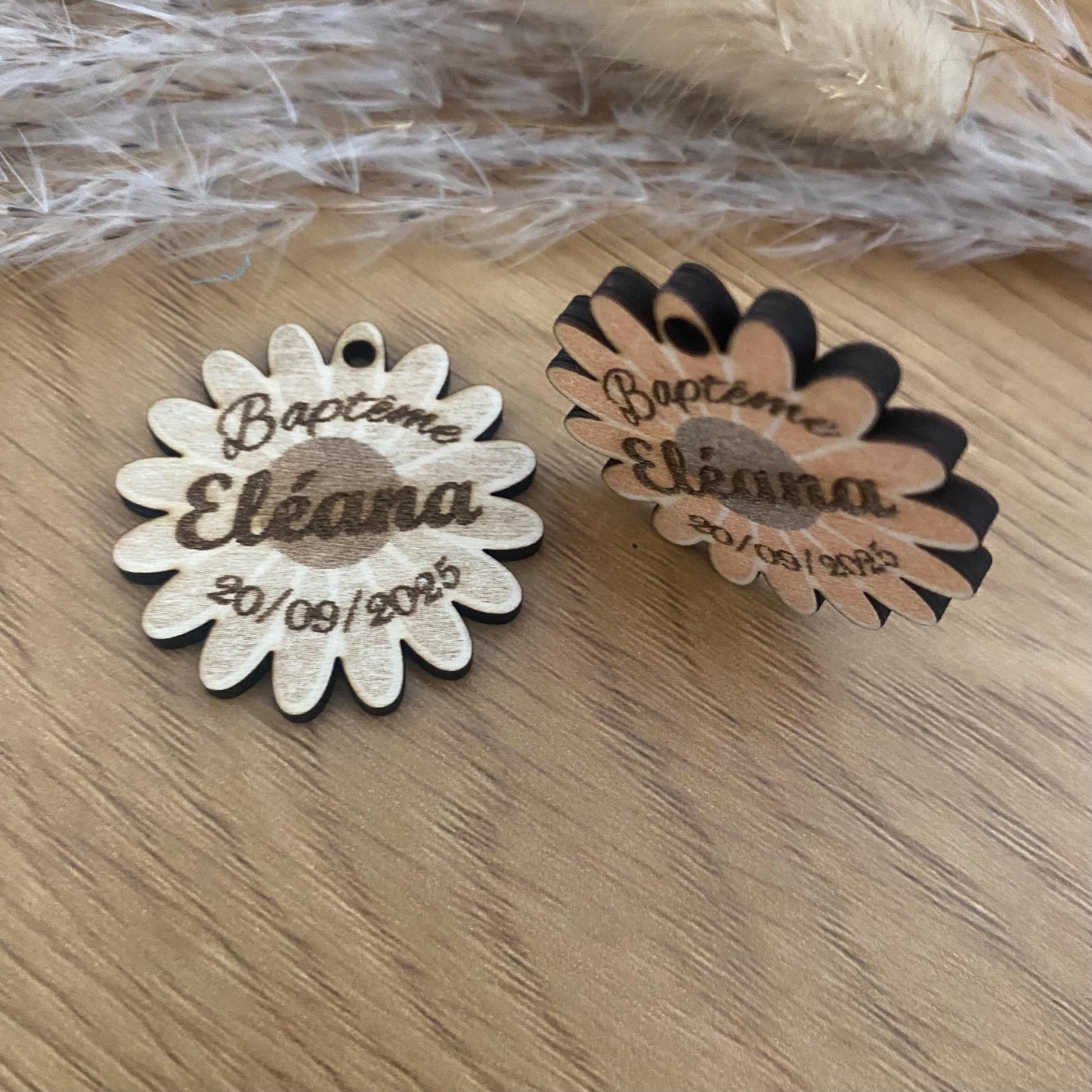 Magnets en Bois "Marguerite" – La Touche Fleurie et Personnalisée pour vos Événements