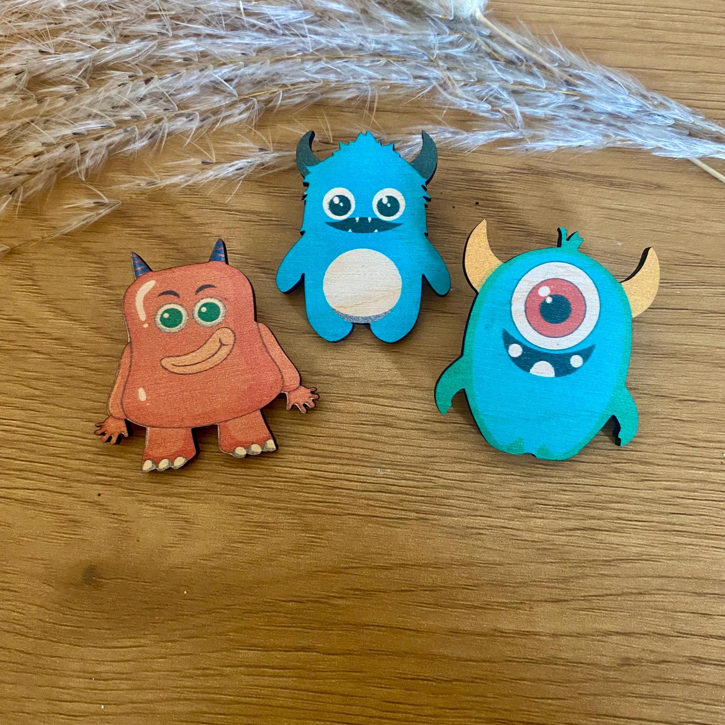Câlins de poche pour enfant. Petits monstres colorés pour enfants, cadeau anniversaire enfant, cadeau enfant personnalisé,