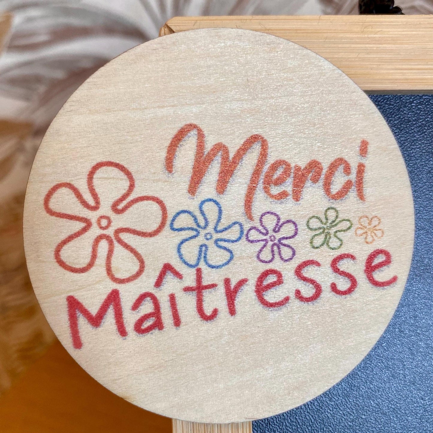 Cadeaux Personnalisés pour Maîtresse, Nounou & ATSEM – Porte-clés & Magnets