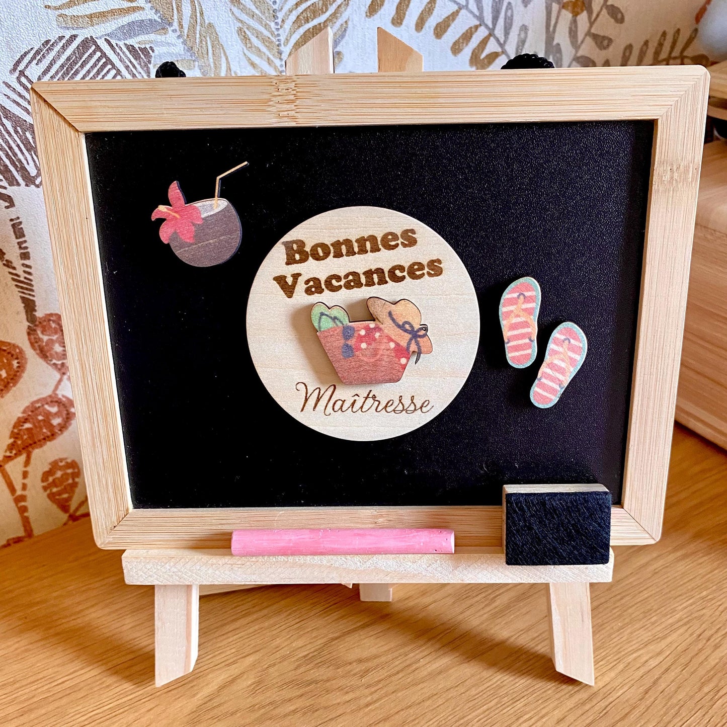Magnets & Porte-clés "Souvenirs de Vacances" – Le Cadeau de Fin d'Année Idéal