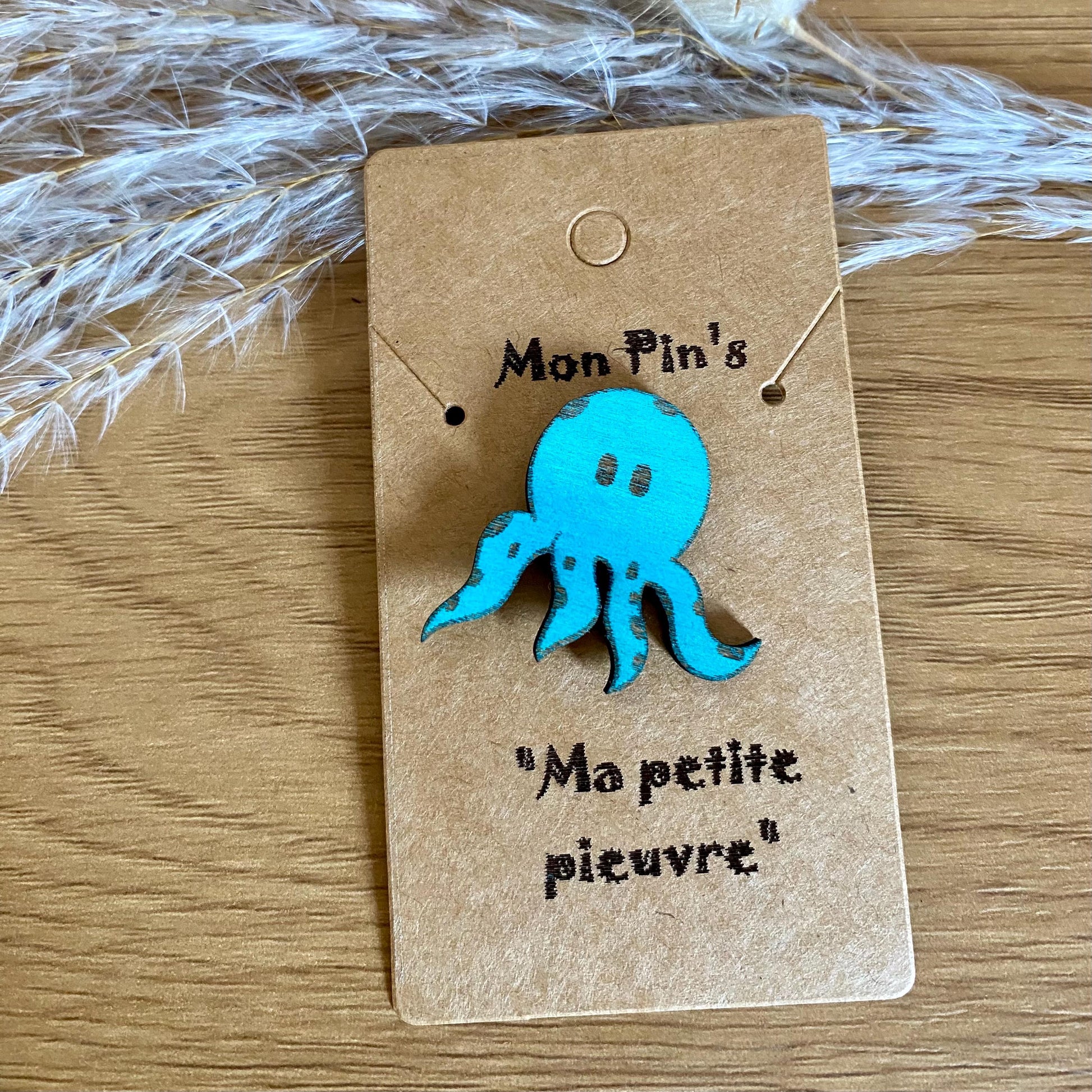 Accessoire pin's ma petite pieuvre en bois