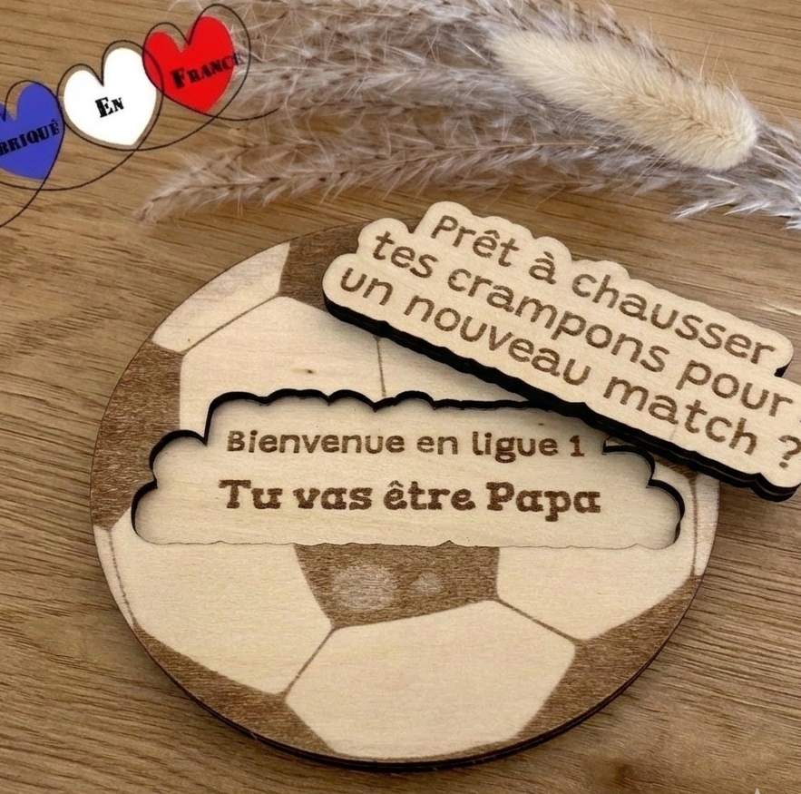 Demande parrain en bois riginale et personnalisee pour les fans de foot