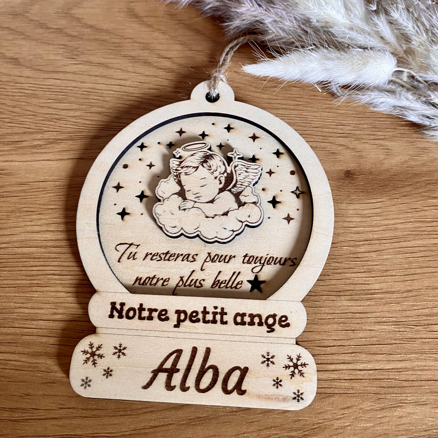 Boule commémorative en bois Petit Ange personnalisée