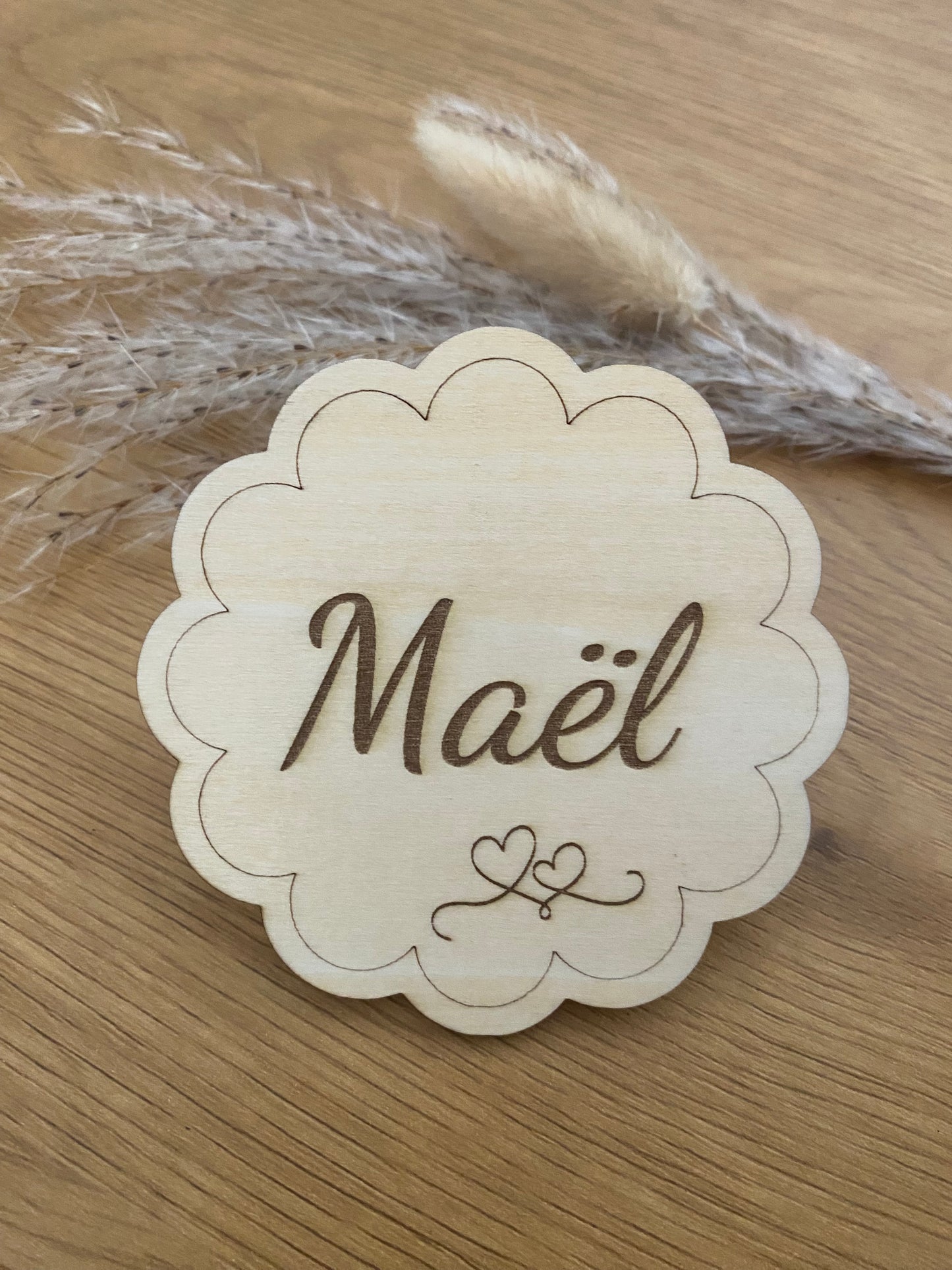 Carte de Bienvenue Bébé en Bois Personnalisée – Souvenir de Naissance