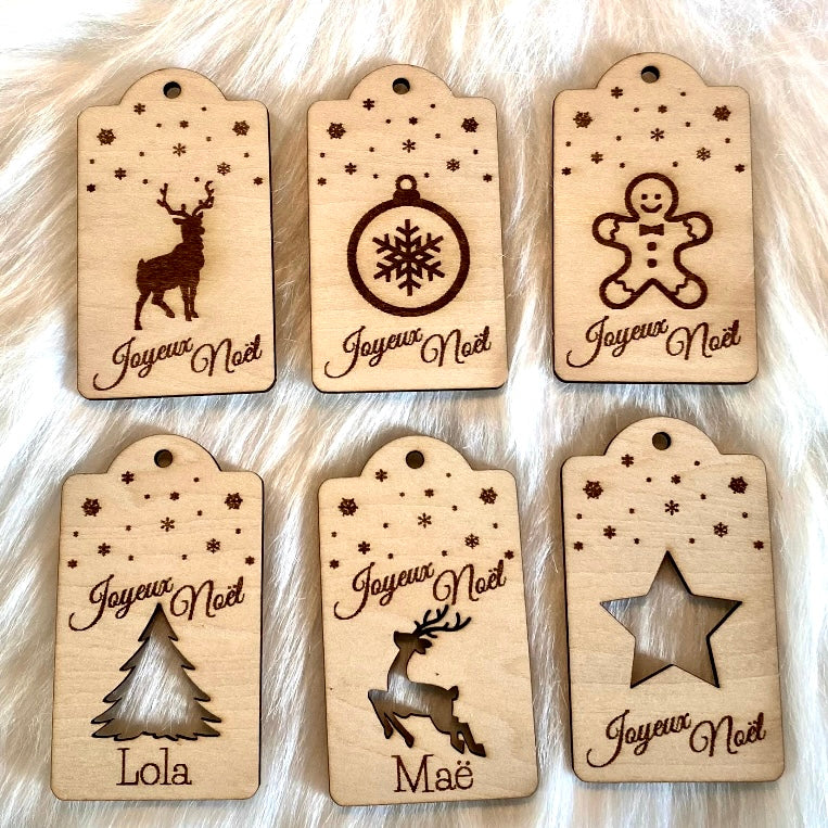 6 etiquettes de noël en bois gravé