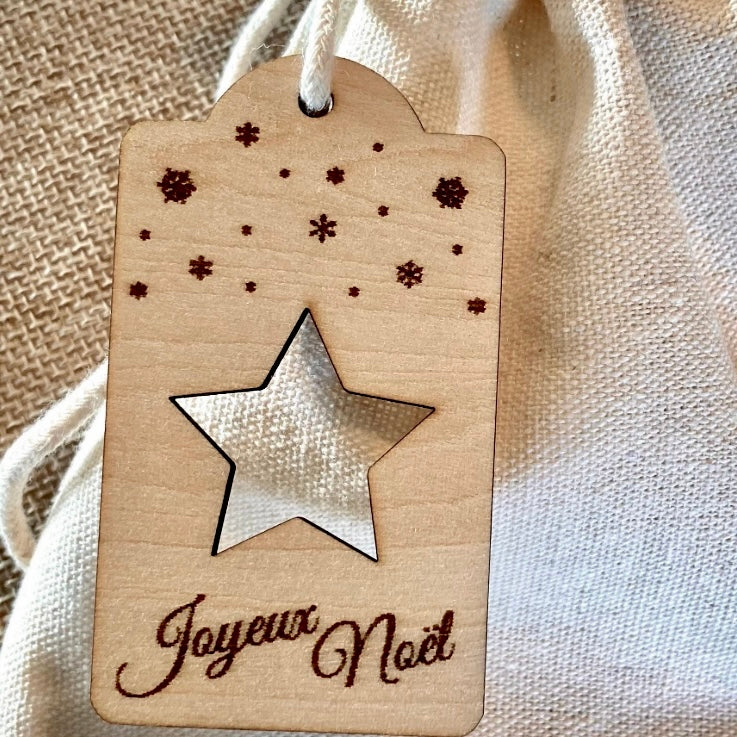 Etiquettes en bois etoile joyeux noël 