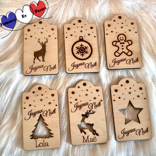 6 etiquettes de noël en bois gravé