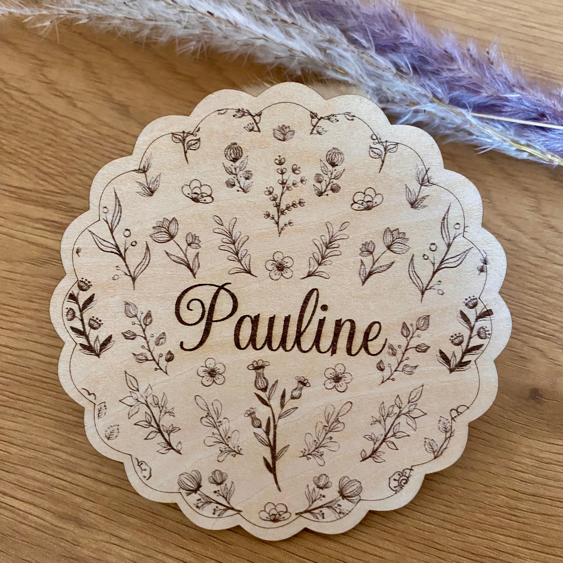 Plaque naissance en bois motif floral