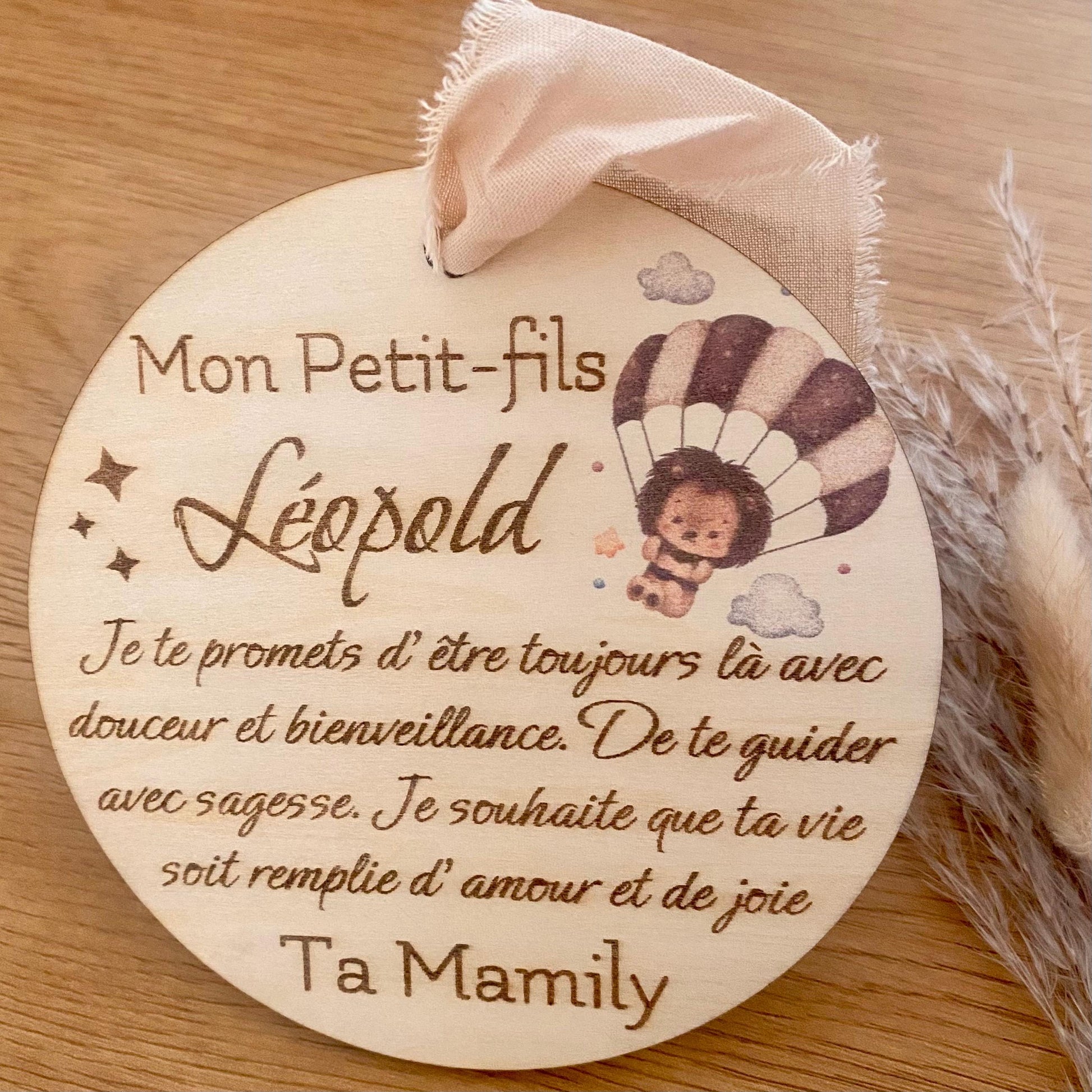 cadeau personnalsié en bois pour petit fils carte personnalisée