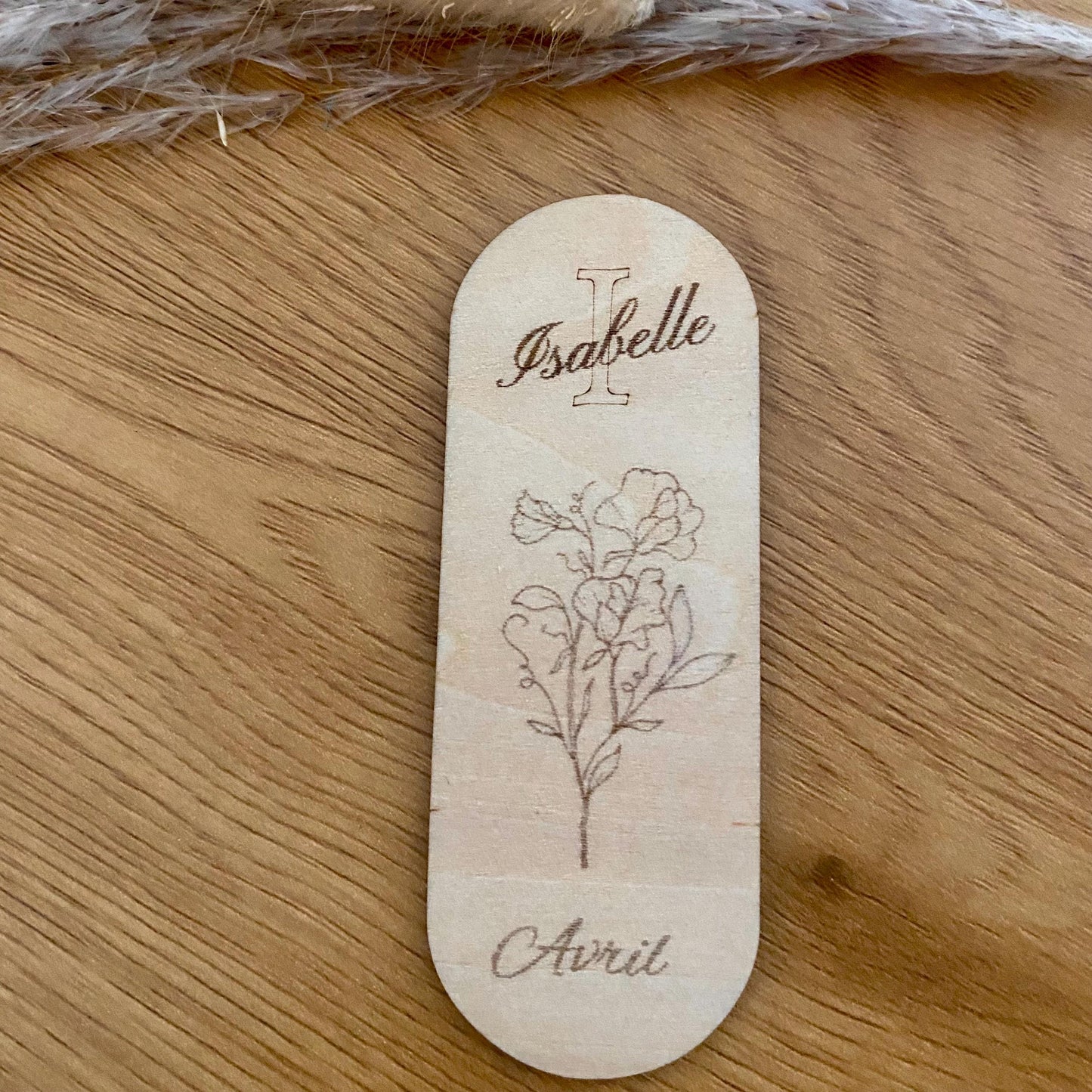 Marque-Page en Bois Personnalisé Fleur – Cadeau Prénom Nature