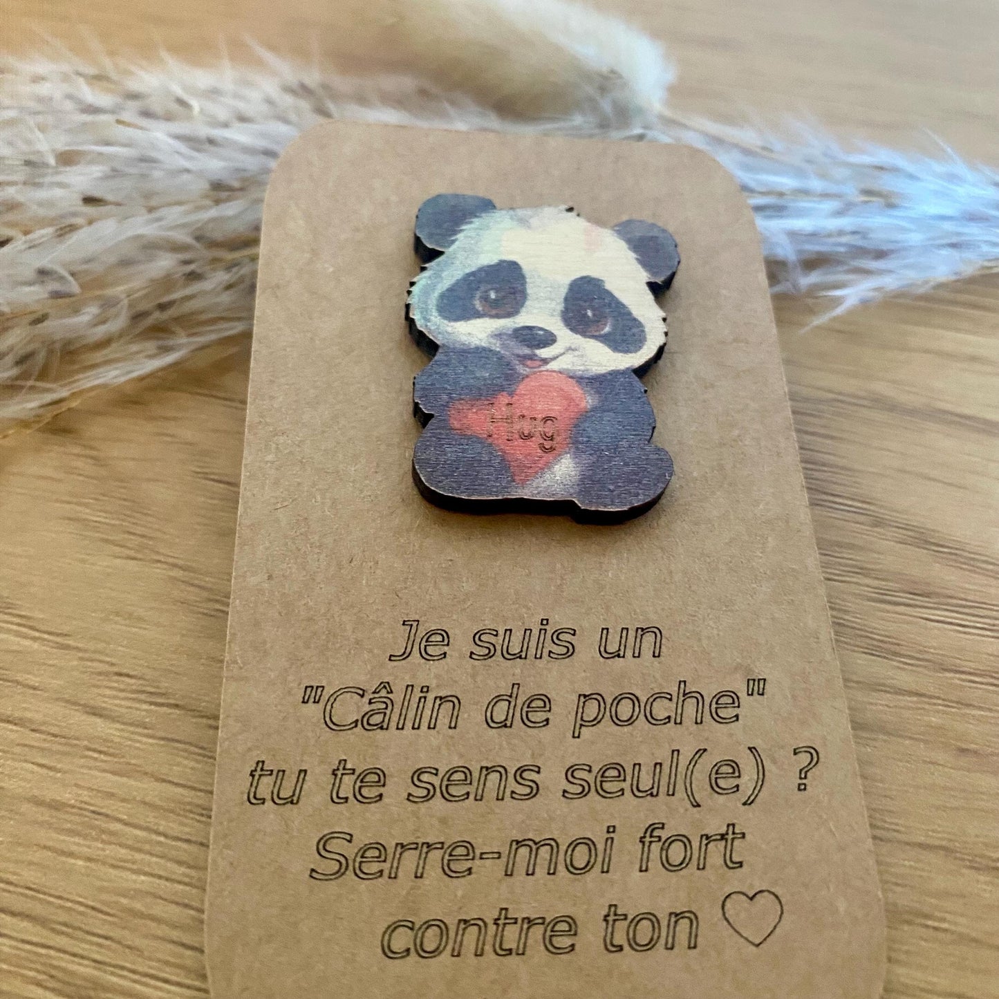 Câlin de Poche "Panda" – Votre Compagnon de Douceur en Bois