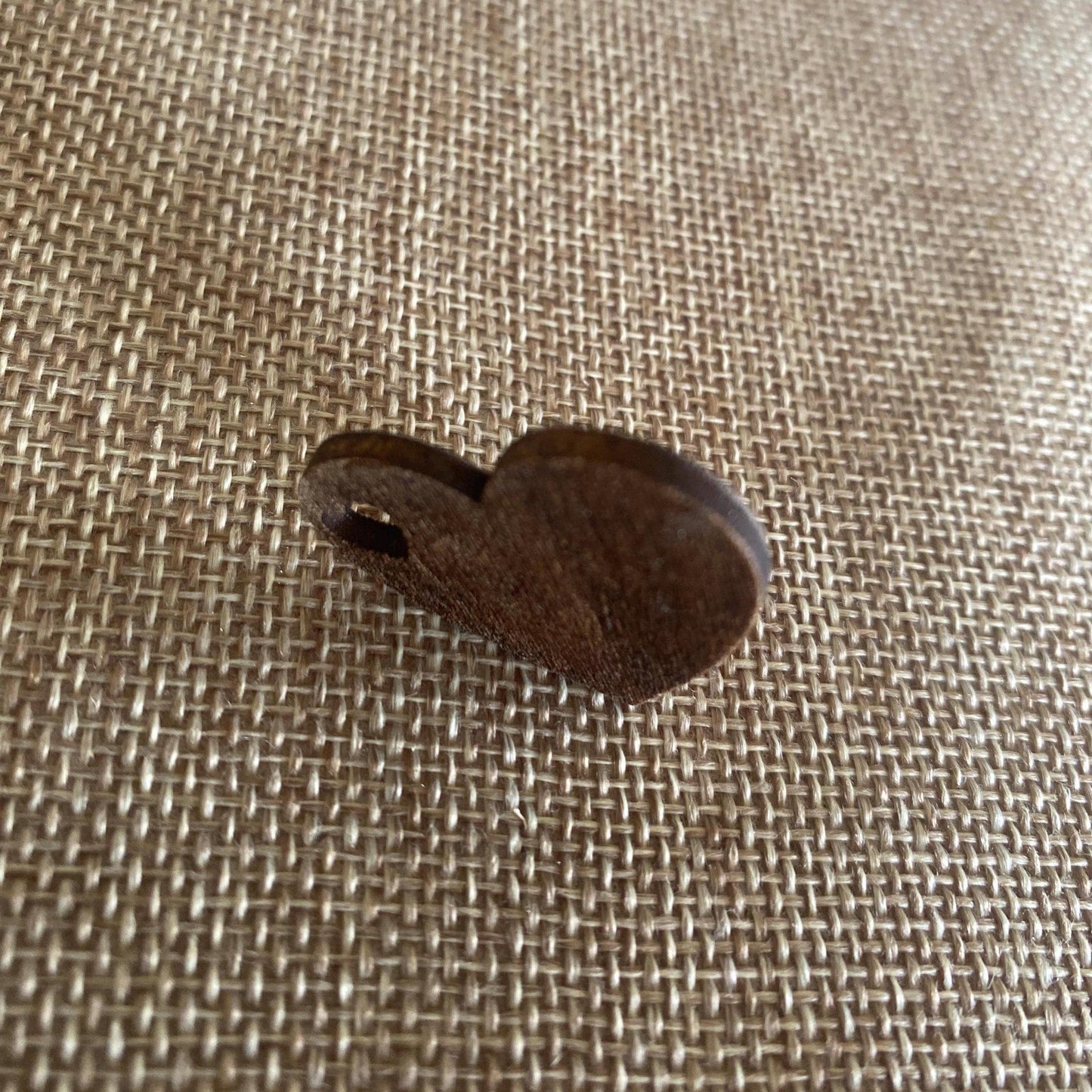 Câlin de Poche Cœur en Bois – Un Message d'Amour à Porter sur Soi