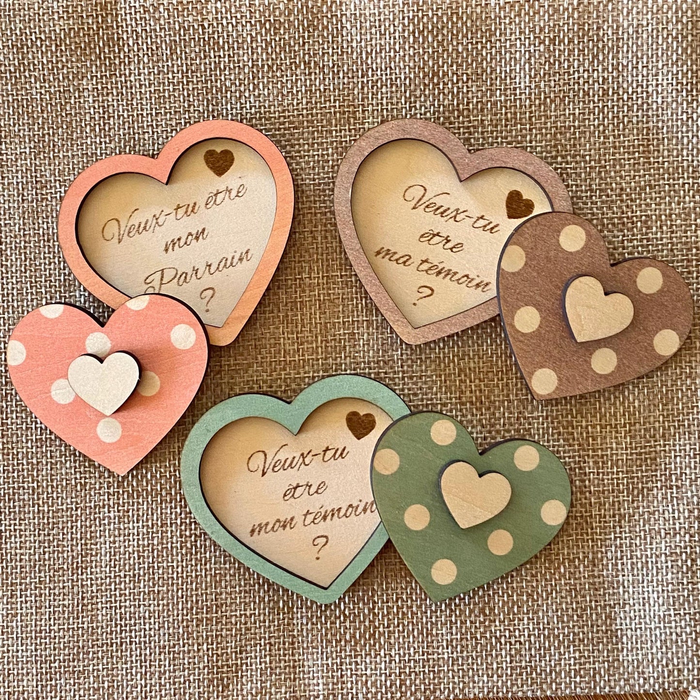 Coffret Cœur en Bois Personnalisé – L'Écrin de vos Annonces