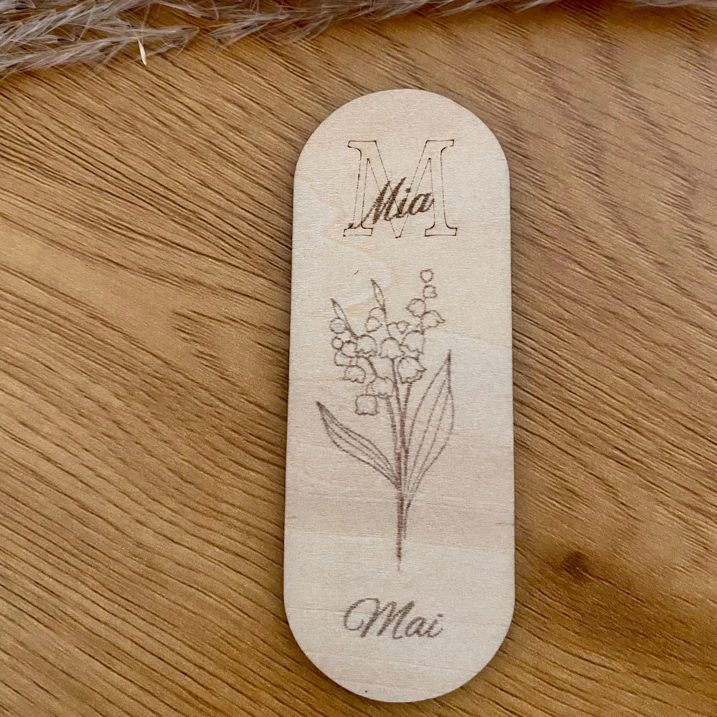 Marque-Page en Bois Personnalisé Fleur – Cadeau Prénom Nature