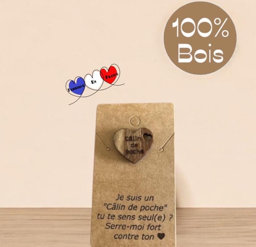 Câlin de Poche en Bois – Le messager de tendresse