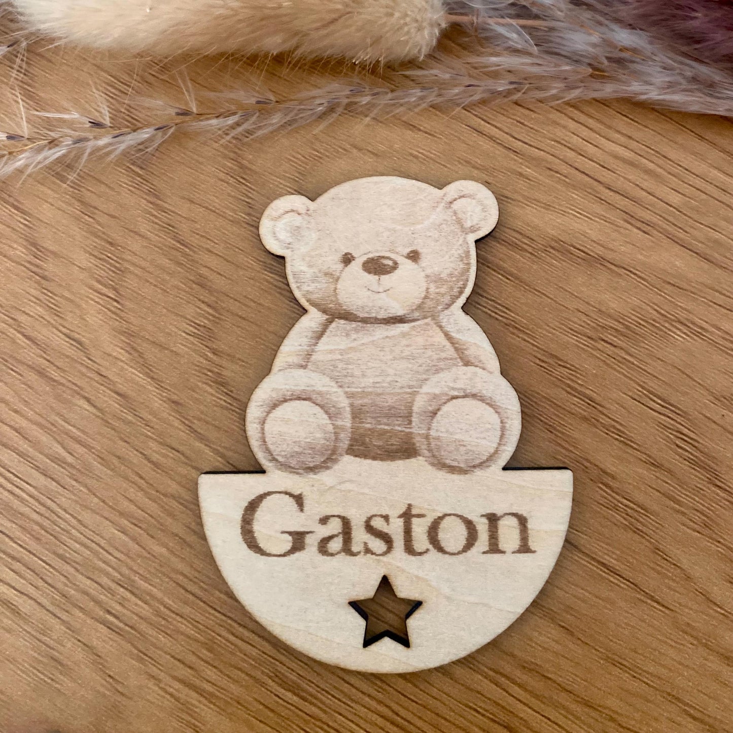 Magnets & Étiquettes en Bois Personnalisés – Souvenirs Doux et Naturels