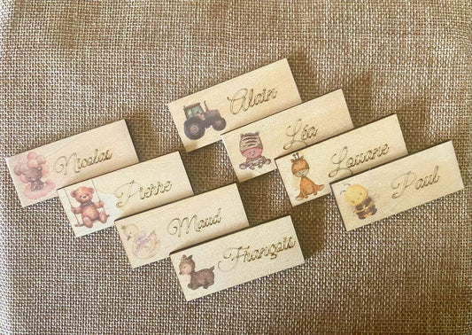 Assortiment marque-places animaux pour fête enfant